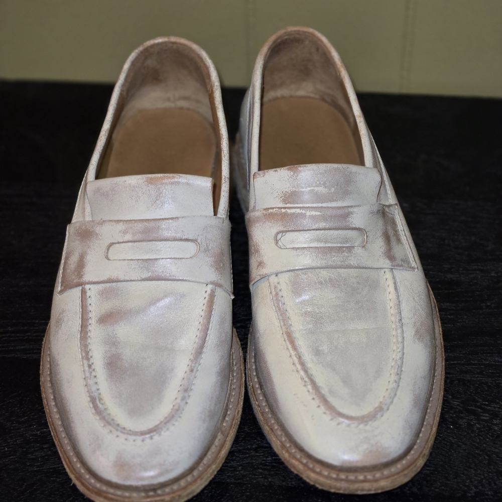 Frye Two-Tone Cream and Tan Loafers - Picture 2 of 4